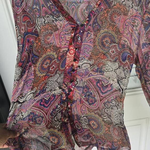 Chicos 100% Silk Paisley Blouse Sz  (S-M) Sheer Button Up Long Flare Sleeve Y2k - Picture 9 of 10